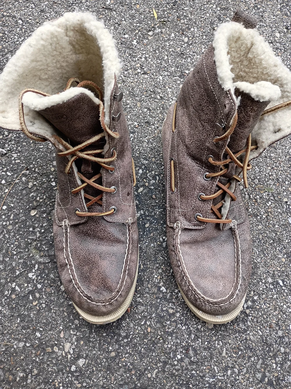 Sperry Brown Shearling-Lined Men’s Boat Boots